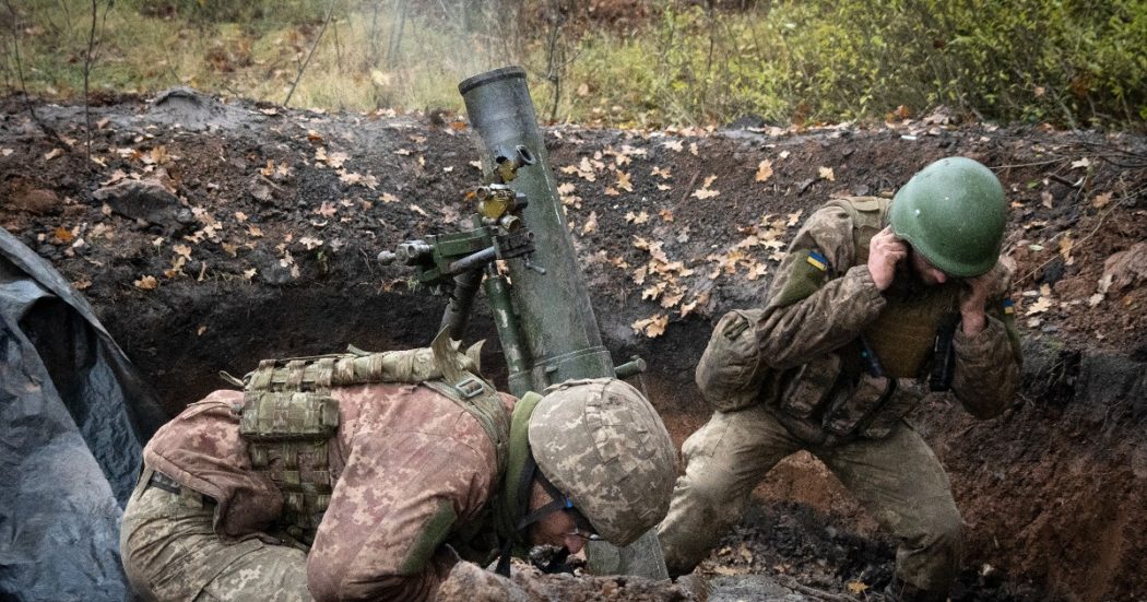 Ucraina, l’ordine di Mosca: “Via le truppe da Kherson”. I dubbi di Kiev sulla ritirata e perché sarebbe una svolta per la guerra