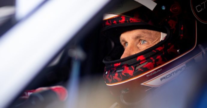 Ferrari Challenge, il vincitore di Gara 1 arrestato col trofeo: “Truffa da 16 milioni”