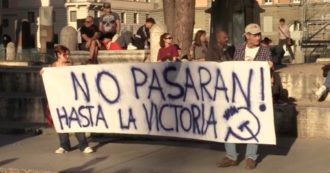 Copertina di Marcia su Roma, sit-in antifascista nella Capitale per centenario. Striscioni filo russi al presidio in piazza Madonna di Loreto