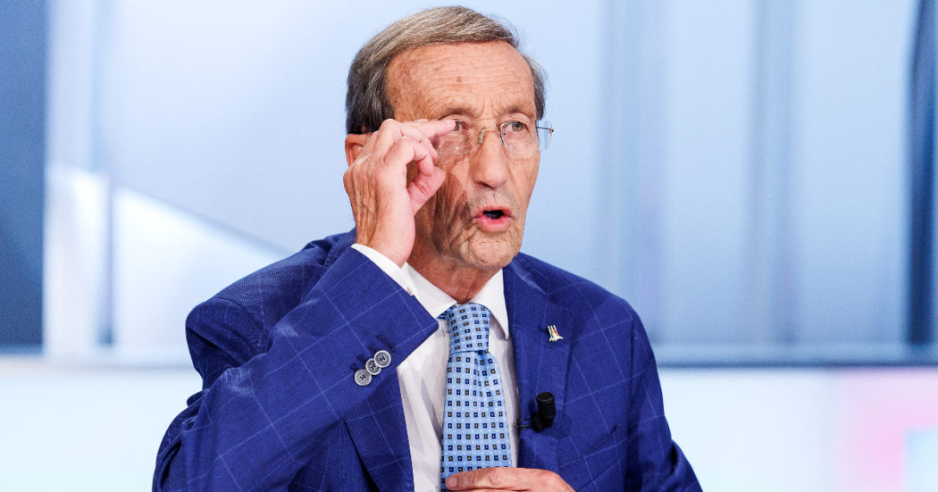 Gianfranco Fini contro il ministro Sangiuliano: “Dante fondatore del pensiero di destra? Personalmente non l’avrei detto”