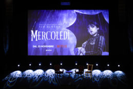 Copertina di Tim Burton presenta Mercoledi, l’ultima fatica del regista in un’esclusiva serie Netflix