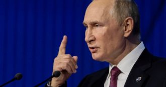 Copertina di La Russia approva la legge sulla “coscrizione elettronica”: chi riceve la notifica non potrà lasciare il Paese. Beni congelati a chi si rifiuta