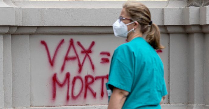 Covid, già 2 Regioni contro il governo sui No Vax in corsia