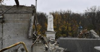 Copertina di Ucraina, la diretta – Scholz: “Minacce nucleari inaccettabili, sia per la Germania che per la Cina”. A Kiev 450mila abitazioni senza luce