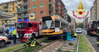 Copertina di Milano, tram investe e uccide un ragazzino di 14 anni in bicicletta. “Sarà lutto cittadino”