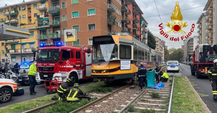 Milano, tram investe e uccide un ragazzino di 14 anni in bicicletta. “Sarà lutto cittadino”