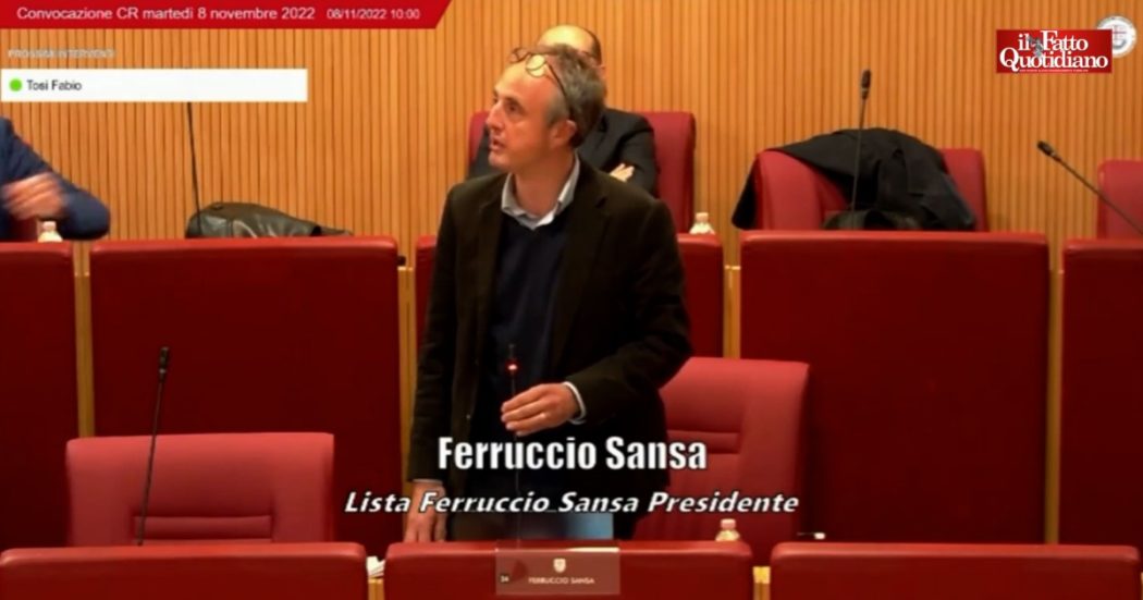 Liguria, il consigliere Sansa sospende lo sciopero della fame: “Fissata dopo due anni la seduta per nominare il Garante dei detenuti”