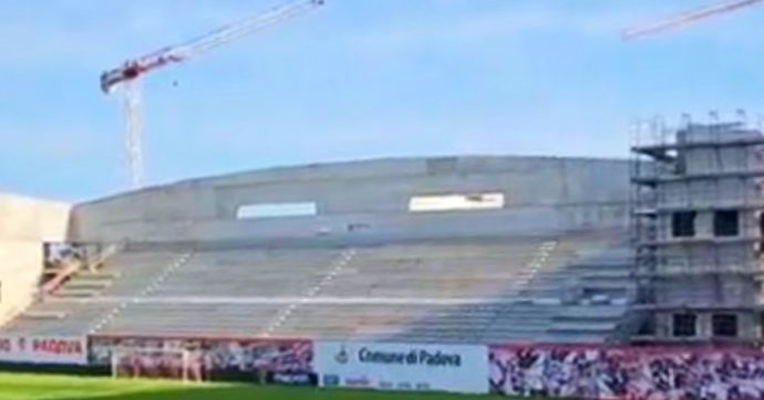 Padova, sindaco Giordani (centrosinistra) e assessore allo Sport indagati: è l’inchiesta sul rifacimento della curva dello stadio Euganeo
