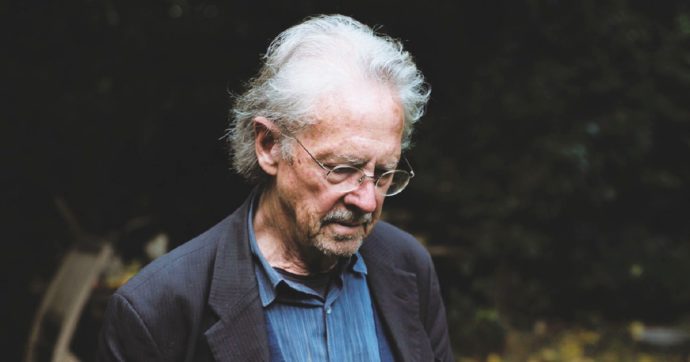 Copertina di Peter Handke: “Preferisco le storie del pub. La letteratura oggi delude”