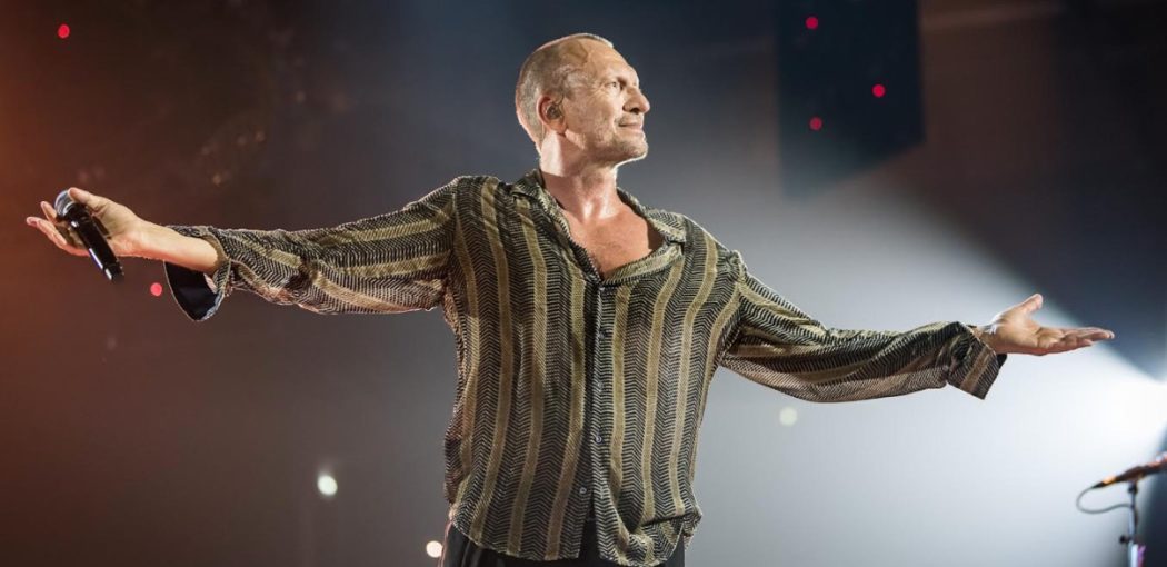 Biagio Antonacci: “Il mio tour è inclusivo e contro la guerra. In gara a Sanremo? No, troppa ansia” e dice “I Love You” alla Pausini che sale (a sorpresa) sul palco