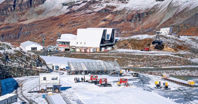 Sci, il caso Cervinia: la gara sul ghiacciaio annullata e l’effetto dei cambiamenti climatici. “Mai era accaduto che non ci fosse la neve”