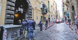 Copertina di Napoli, posti sigilli a case del Comune gestite dai clan