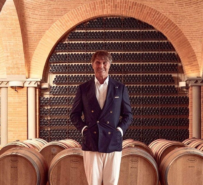 “Gli adulti vi criticano? Succede da millenni, non ascoltateli. Siete il centro del mondo, siate pieni di vita”: la lettera di Brunello Cucinelli ai giovani