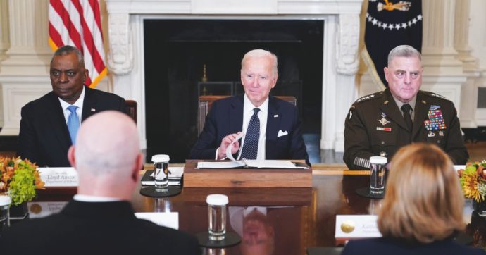 Biden tra falchi e colombe. Milley: “È l’ora della pace”