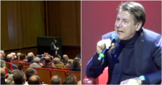 Copertina di Il confronto tra Conte e un contestatore: “Che tradizioni avete voi?” “Bullizzati perché difendiamo gli ultimi, rispetti la nostra storia”