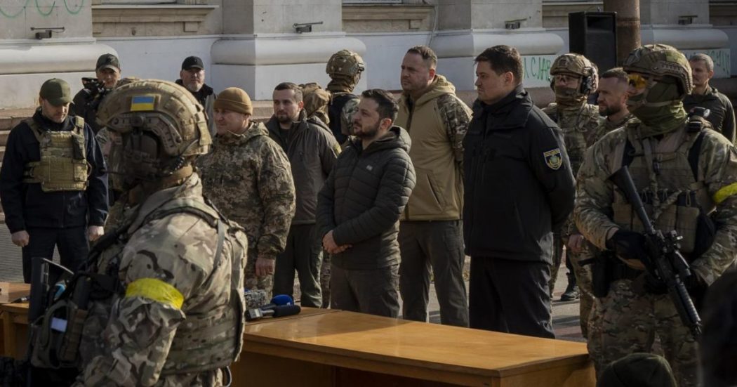 Ucraina, la diretta – Nuova risoluzione Onu contro la Russia: “Paghi i danni a Kiev”. Incontro tra capo della Cia e 007 di Mosca in Turchia