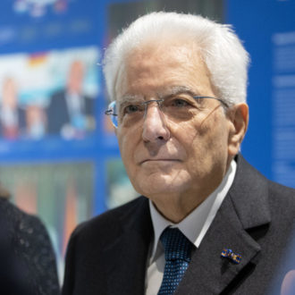 Copertina di Migranti, la toppa di Mattarella non ferma la destra: il Fatto del 15 novembre