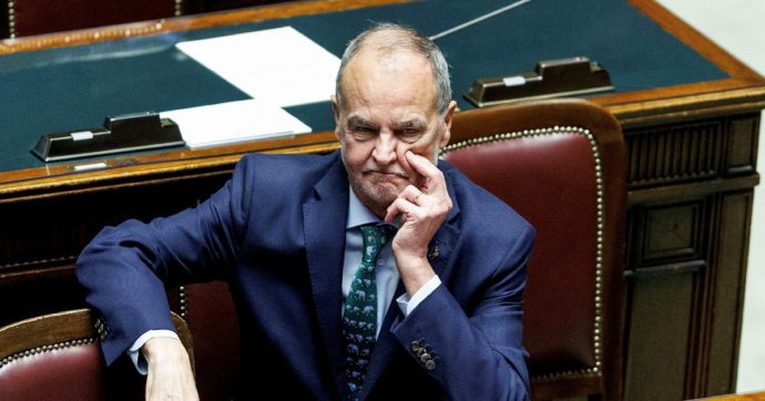 Autonomia alle Regioni, il blitz di Calderoli. Così è la “secessione dei ricchi”