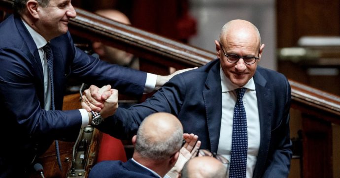 Rampelli: “L’unità nazionale  è sacra: no a Regioni di serie A e serie B”