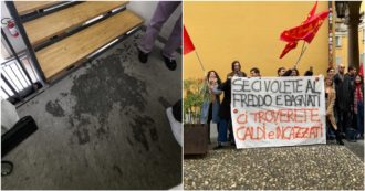 Copertina di Milano, secchiate d’acqua sugli studenti della Statale che mangiano sulle scale interne. Udu: ‘Gravissimo, sintomo dei problemi dell’ateneo’