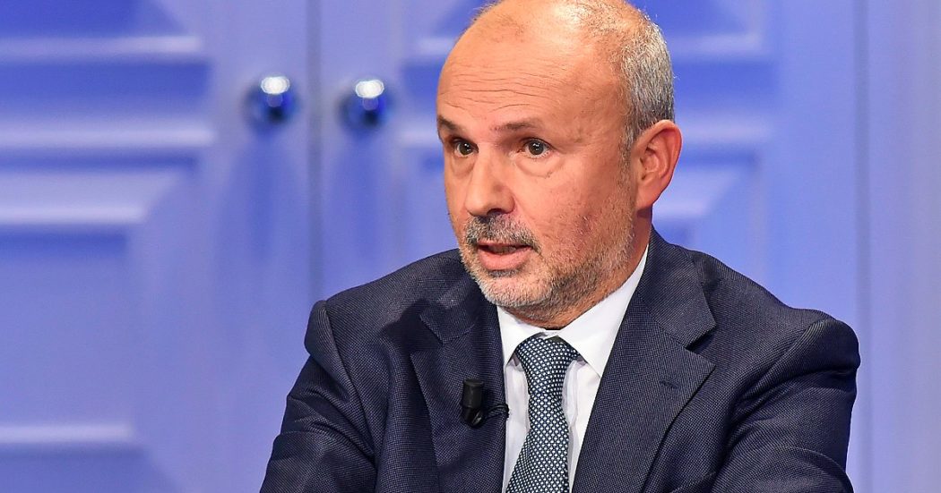 Covid, addio al tampone di fine quarantena. Schillaci annuncia l’ordinanza: “Dopo 4-5 giorni stop all’isolamento per gli asintomatici”