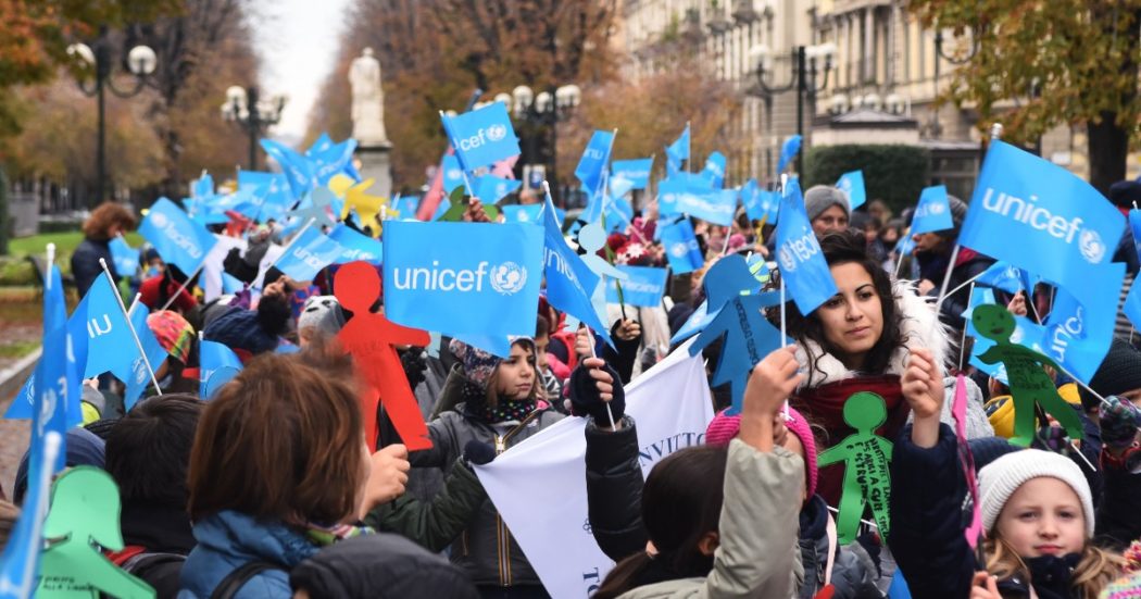 Unicef: “Nel mondo un adolescente decide di suicidarsi ogni 11 minuti. Quasi 46mila ogni anno”