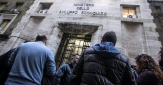 Copertina di “Soldi delle coop intascati dal liquidatore del Mise”