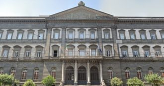 Copertina di “Violenza sessuale su sei studentesse”: arrestato tecnico di laboratorio dell’università di Napoli