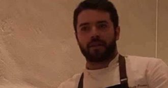 Copertina di Precipita dalle scale antincendio e muore, morto lo chef Mario Ferrari: aveva 31 anni
