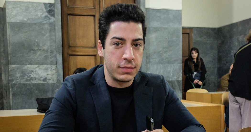 Rimborsopoli in Lombardia, tutti prescritti: la Cassazione riqualifica il reato e annulla le condanne. Si salvano Bossi jr, Ciocca e Romeo