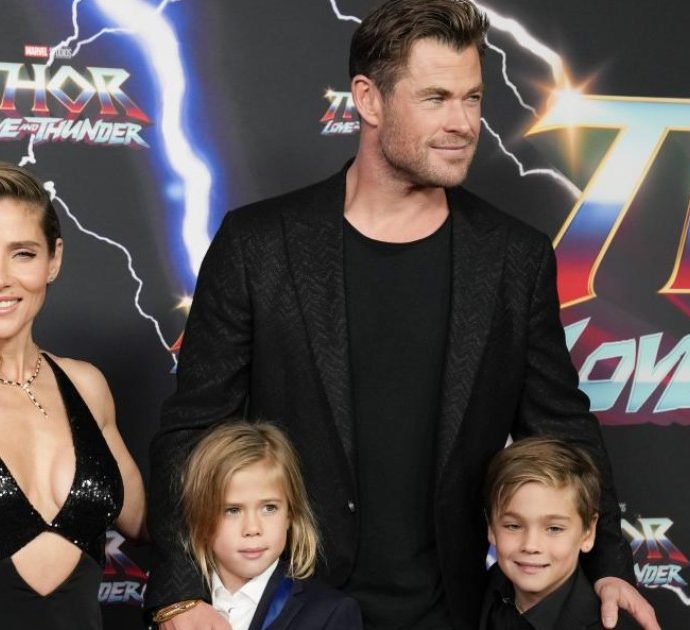 Chris Hemsworth e la predisposizione genetica all’Alzheimer: “Prenderò del tempo per me e la mia famiglia”