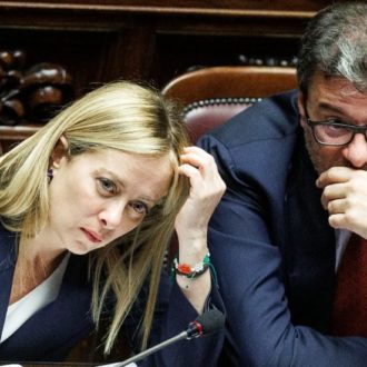 Copertina di La manovra nella nebbia: il Fatto di domani 13 dicembre