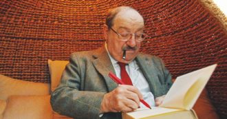 Copertina di Con Umberto Eco ho studiato e trascorso molti anni: c’è una cosa in particolare che ricordo di lui
