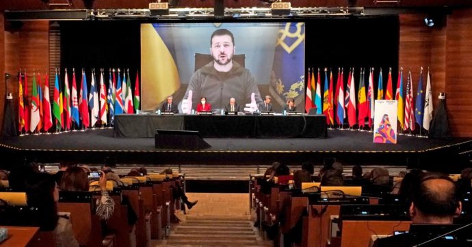 Aiea, nuovo allarme nucleare Mosca: Zelensky può restare