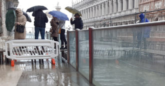Copertina di A Venezia torna l’Acqua Granda: marea a 173 cm, la terza più alta nella storia. Ma il Mose ha protetto la città