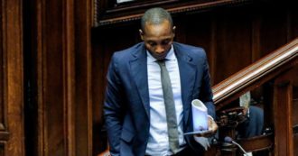 Copertina di Soumahoro “autosospeso”. I fondi 8×1000 alle coop