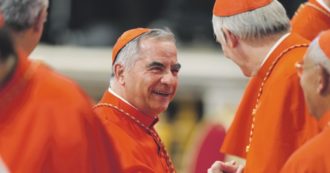 Copertina di Vaticano, il Codice Becciu: “Il Papa mi vuole morto”