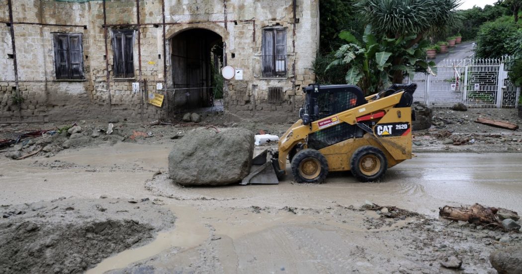 Frana a Ischia, il neonato dato per disperso è stato salvato dal fango insieme ai suoi genitori
