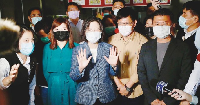 A Taiwan, Ing-Wen sconfitta dal partito “pro-Cina” lascia la guida dei progressisti