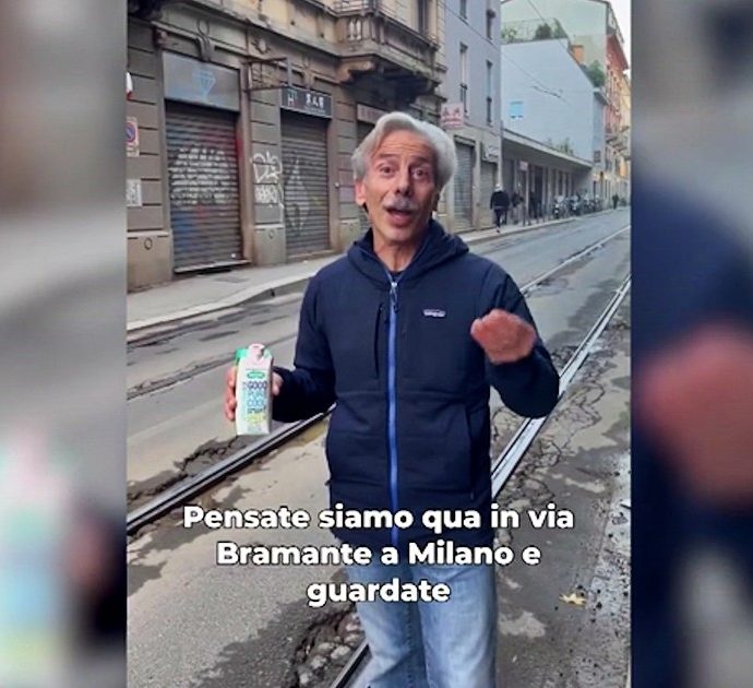 Milano, il comico Giovanni Storti mostra le buche in una strada del centro: “L’asfalto è ferito. Fate qualcosa”