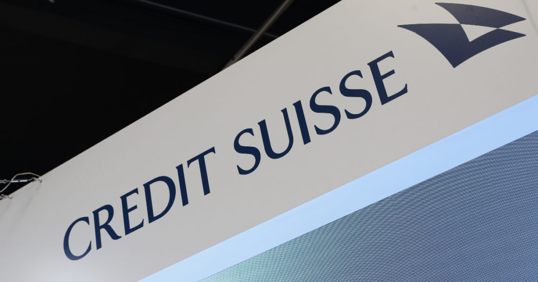 Credit Suisse, nuovo tonfo in borsa (-9,2%). L’emorragia di capitali spaventa i mercati