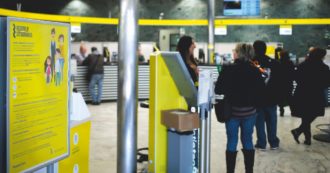 Copertina di Dàgli al Reddito di cittadinanza, così la stampa ha aiutato Meloni