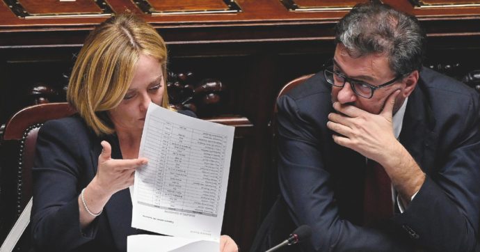 Pos in stand by, si fa cassa con carceri e intercettazioni