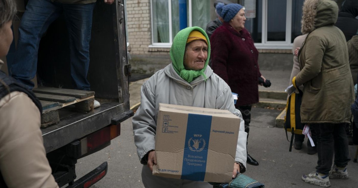 Ucraina, la diretta – Onu: “4,7 milioni di rifugiati ucraini chiedono protezione in Europa”. Russi: “Non lasciamo centrale di Zaporizhzhia”