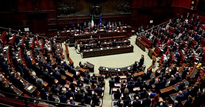 Manovra, l’emendamento di Fratelli d’Italia: processi penali congelati per aziende che rateizzano i debiti col fisco