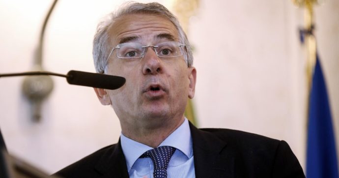 Camera sfida Csm: “No intercettazioni usate contro  Ferri”