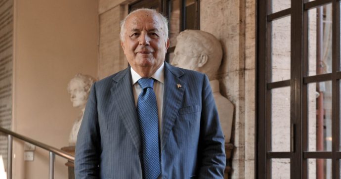 È morto Gerardo Bianco, storico esponente della Democrazia cristiana ed ex ministro: aveva 91 anni