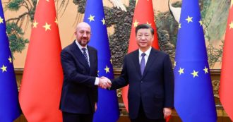 Copertina di Michel vede Xi Jinping: “Basta protezionismo, aumentare la partnership con l’Ue”. Ma sui diritti umani la Cina frena: “No alle ingerenze”