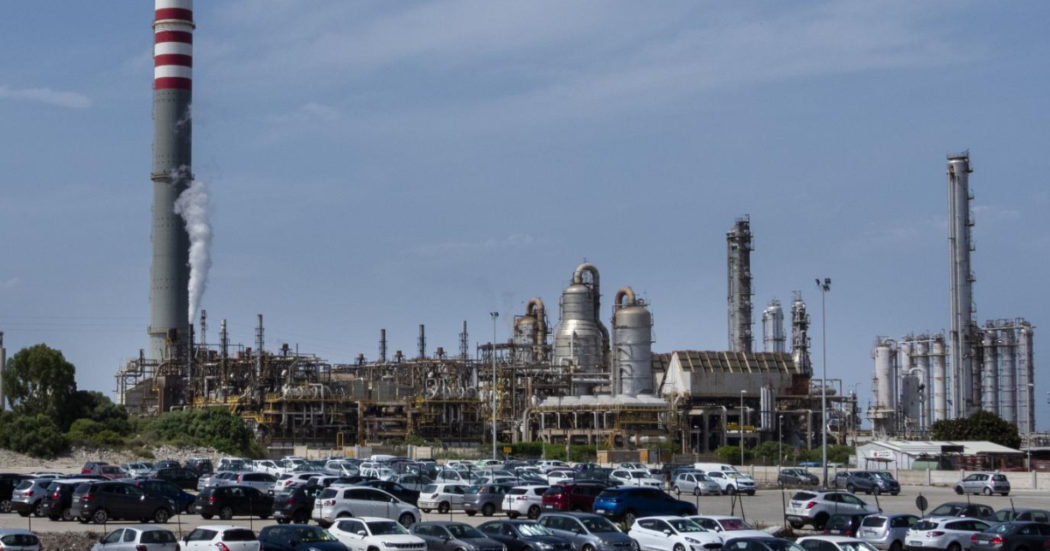 Il governo vara il decreto “salva Lukoil”: l’impianto di Priolo andrà in amministrazione fiduciaria