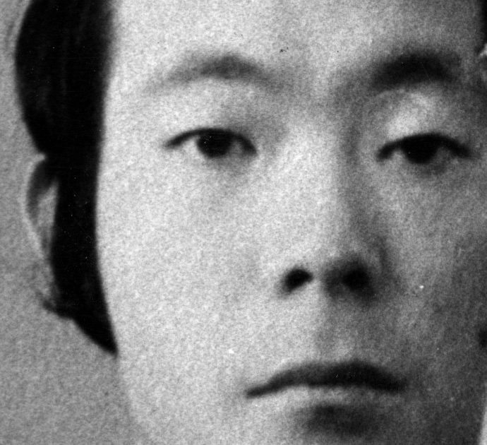 Morto il “cannibale giapponese” Issei Sagawa. Uccise e divorò una studentessa, poi disse: “Mangiarla è stata un gesto supremo d’amore”